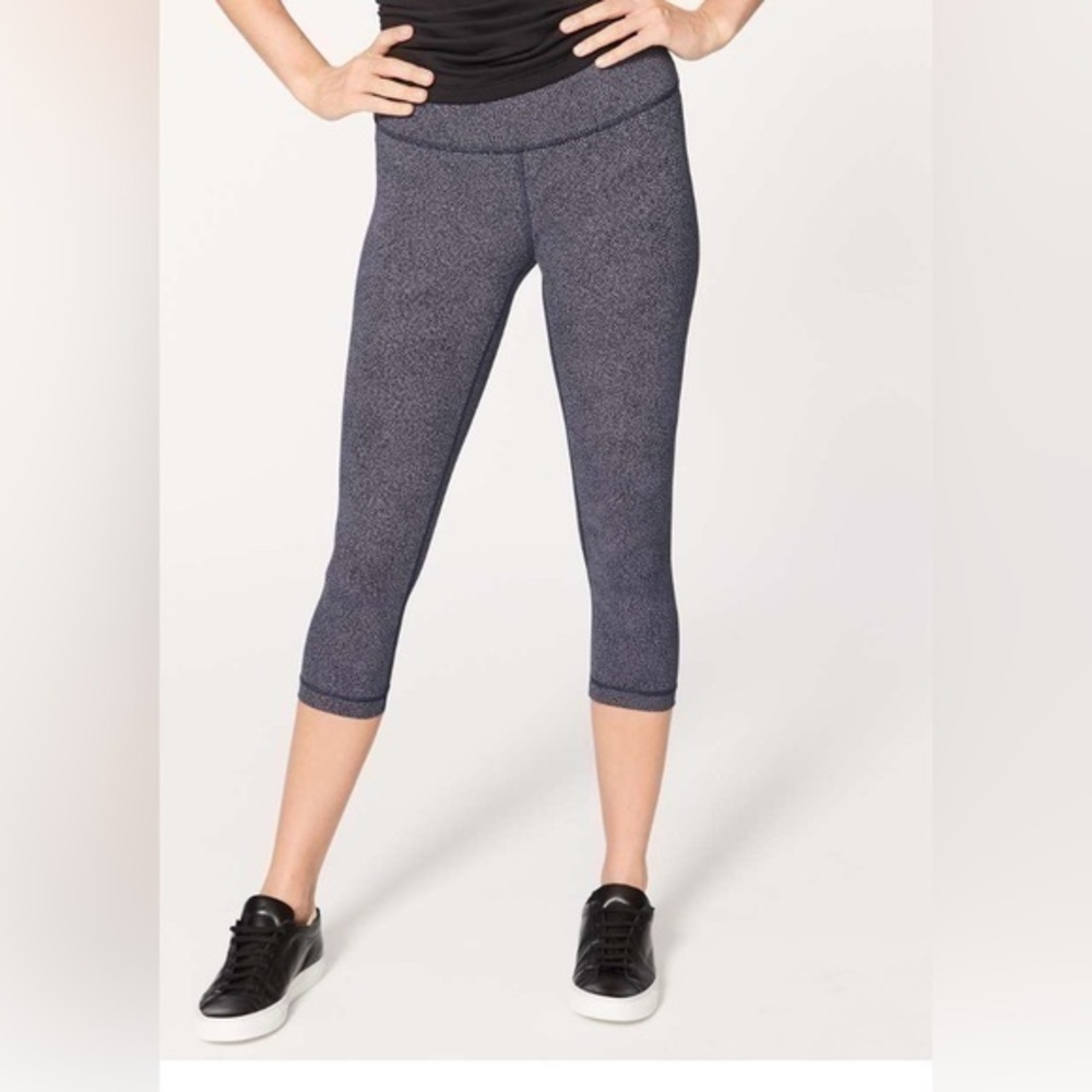 Lululemon Wunder Under Crop leggings